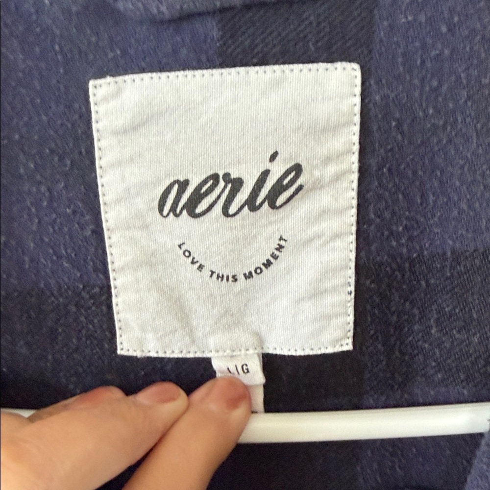 Aerie Women’s Blue and Black Plaid Shirt - Picture 2 of 4
